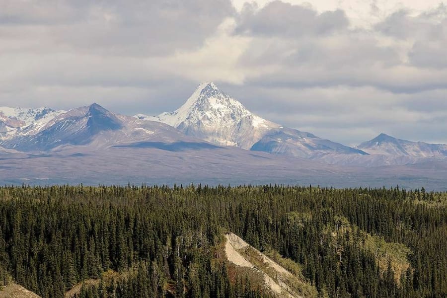 View of the gorgeous mountains at the Wrangell-St. Elias National Park