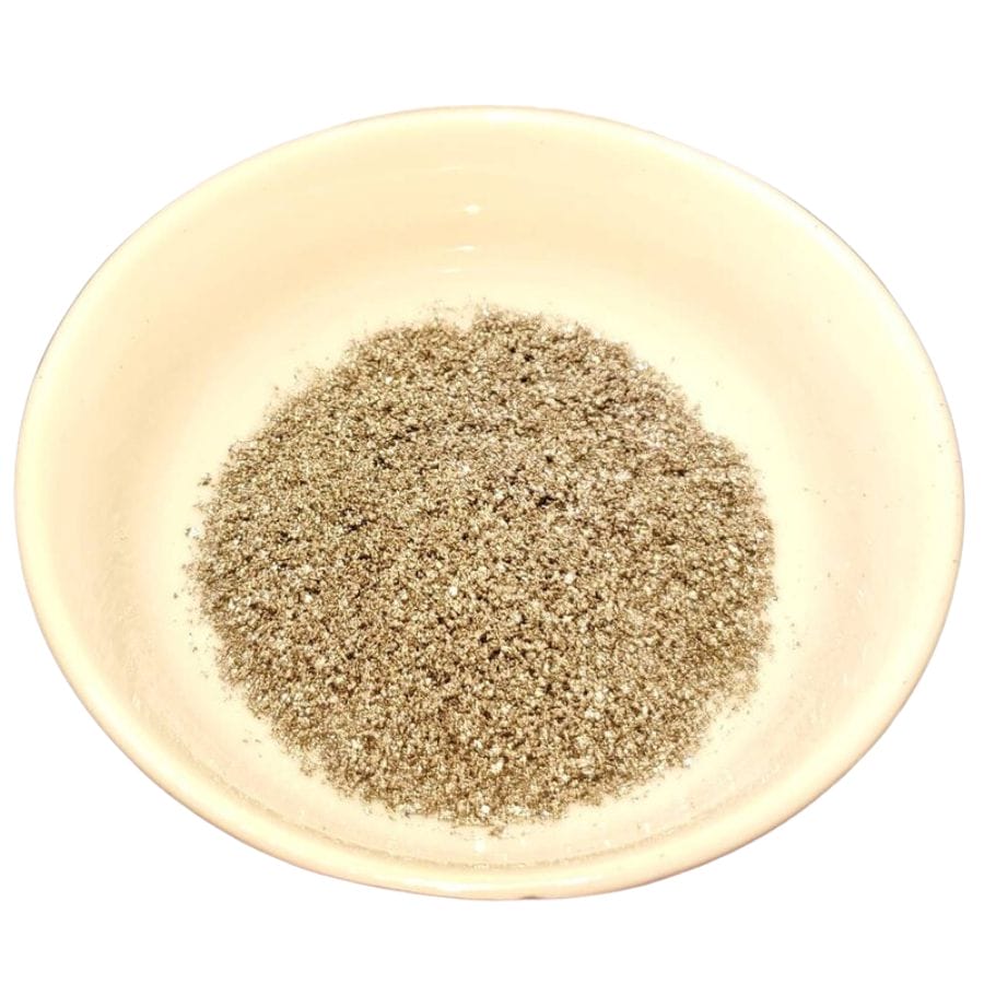 platinum powder in a white bowl