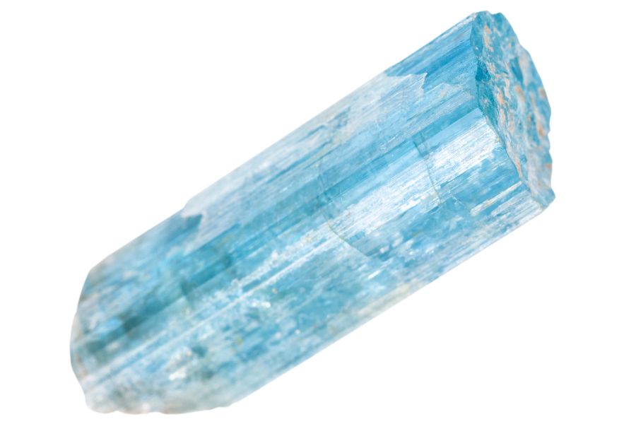 rough sky blue aquamarine crystal